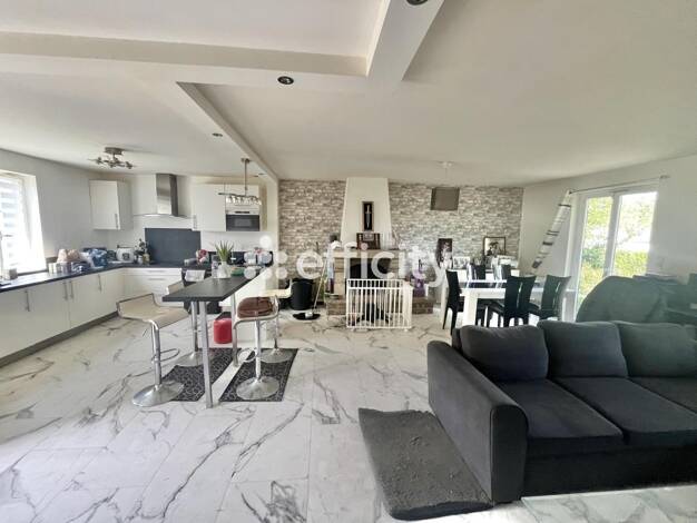 Maison de plain-pied à vendre 338 490 € 5 pièces 3 chambres 95 m² 620 m² de terrain Le Housseau Carquefou 44470