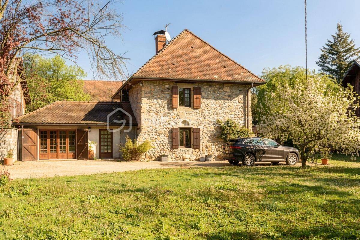 Maison à vendre, 178m², HAUTEVILLE SUR FIER