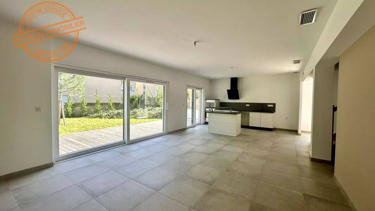 Maison à vendre, 136m², CHAMPAGNE AU MONT D'OR