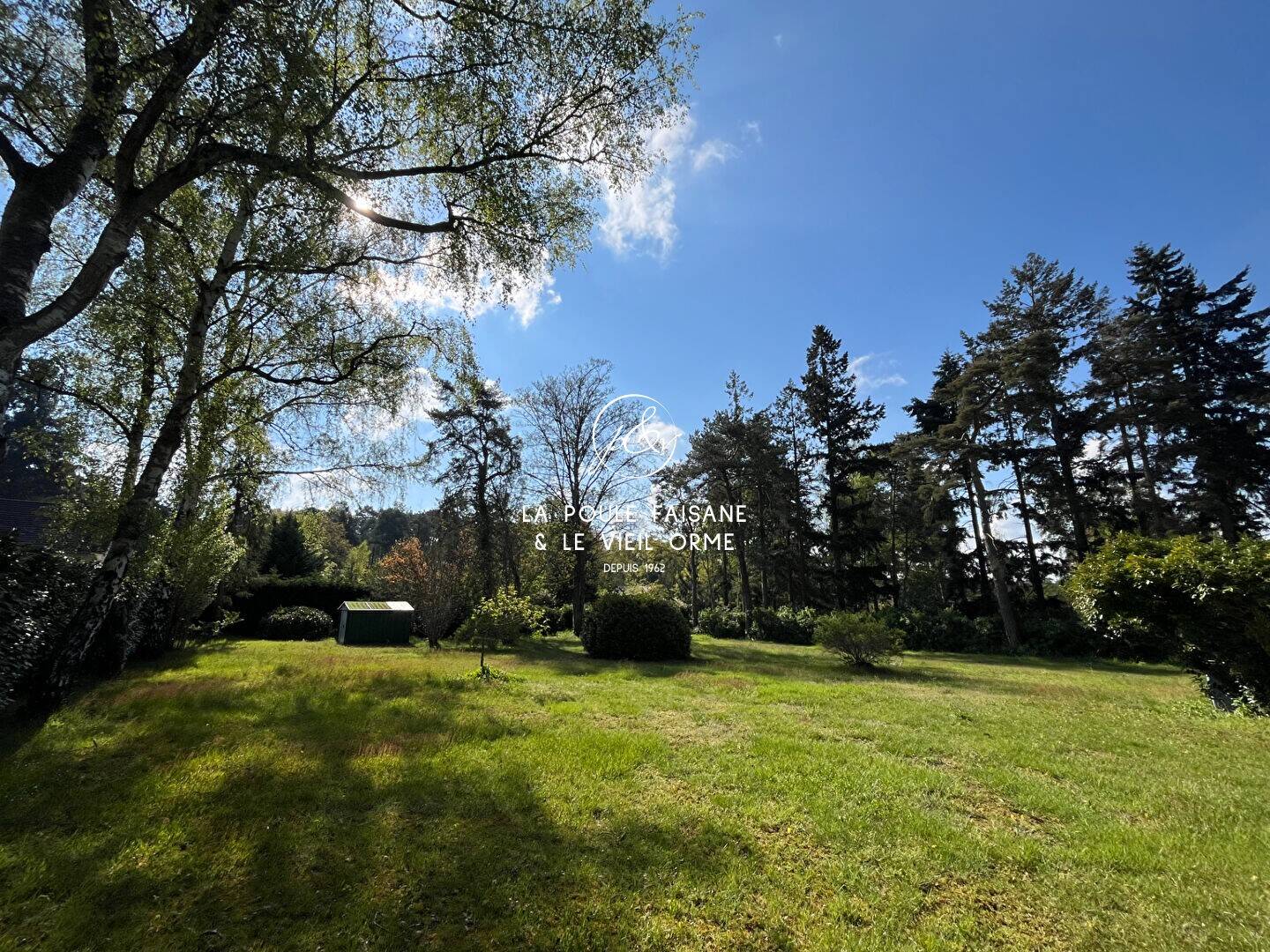 Maison à vendre, 350m², POIGNY LA FORET