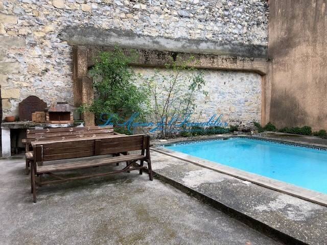 Maison à vendre, 196m², RIBAUTE LES TAVERNES