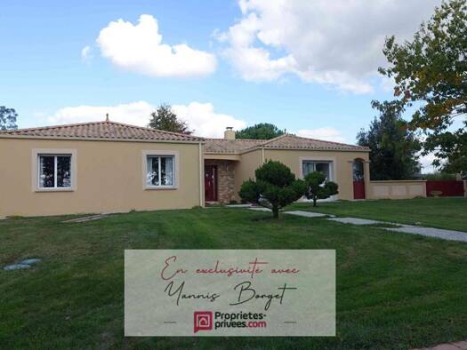 Maison de plain-pied à vendre 299 500 € 5 pièces 3 chambres 138 m² 1 690 m² de terrain La Copechagnière 85260