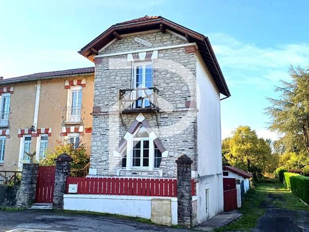 Maison à vendre 225 000 € 4 pièces 3 chambres 114 m² 374 m² de terrain Peyrehorade 40300