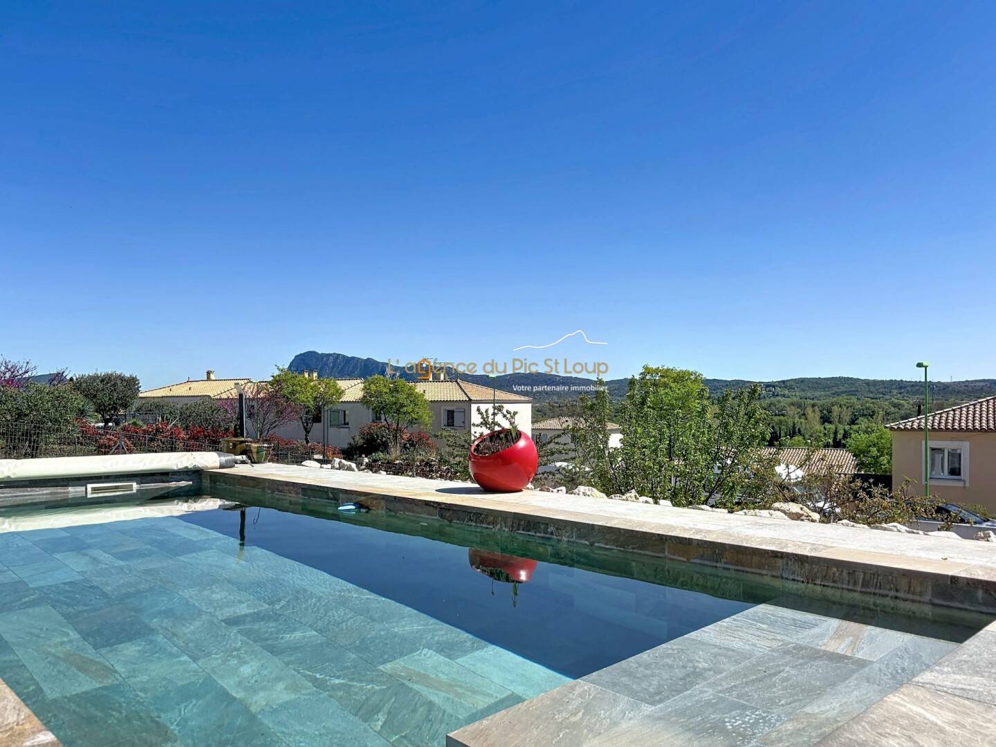 Maison à vendre, 133m², SAINT MARTIN DE LONDRES