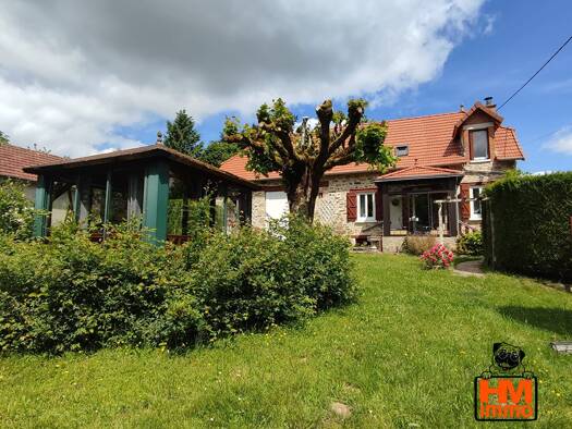 Maison à vendre 164 000 € 5 pièces 2 chambres 89 m² 668 m² de terrain Nexon 87800