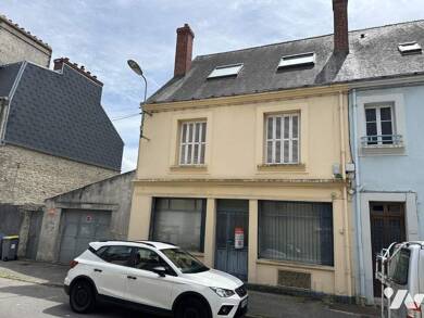 Maison à vendre 244 300 € 7 pièces 4 chambres 176 m² de terrain Cherbourg 50100