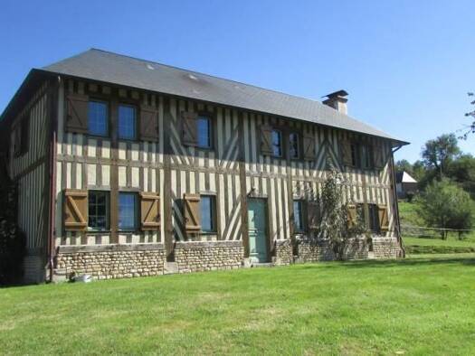 Maison à vendre 337 600 € 5 pièces 3 chambres 130 m² 18 600 m² de terrain Norolles 14100