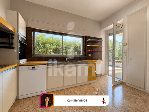 Maison à vendre 420 000 € 9 pièces 4 chambres 245 m² 505 m² de terrain Valence Sud Valence 26000