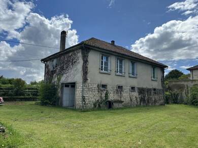 Maison à vendre 124 890 € 4 pièces 2 chambres 74 m² 940 m² de terrain St Cyprien 24220