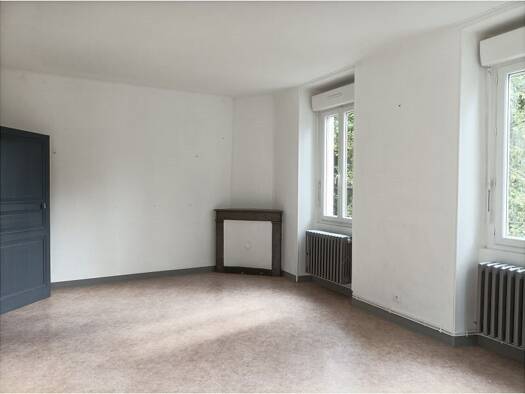 Appartement à louer 579 € 3 pièces 2 chambres 63,9 m² 1er étage Centre Ville-Stalingrad Alès 30100