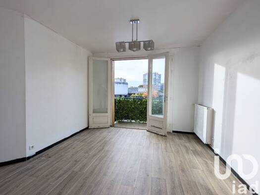 Appartement à vendre 208 000 € 3 pièces 2 chambres 40,5 m² Étage 1/1 Trivaux-La Garenne 3F Clamart 92140