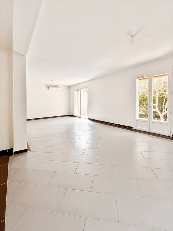 Maison à vendre, 122m², SAINT BAUZILLE DE PUTOIS