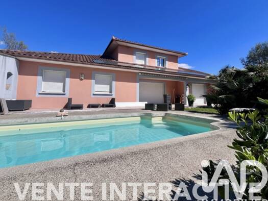 Maison à vendre 295 000 € 7 pièces 5 chambres 196 m² 1 500 m² de terrain Solazur Tarbes 65000