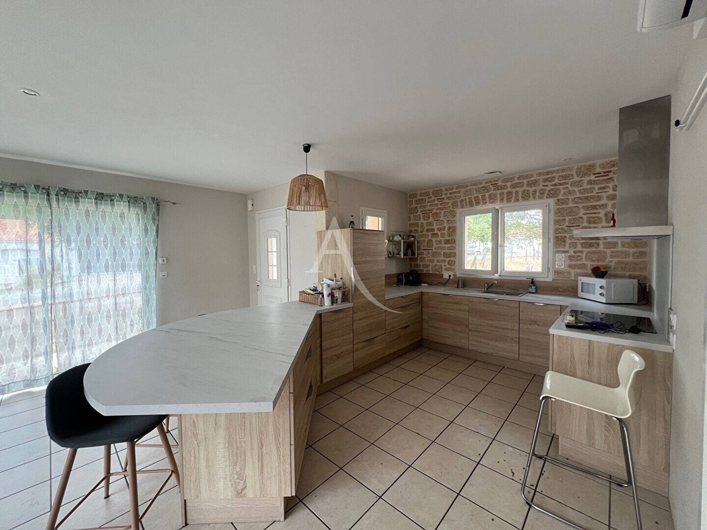 Maison à vendre, 114m², LONGEVILLE SUR MER