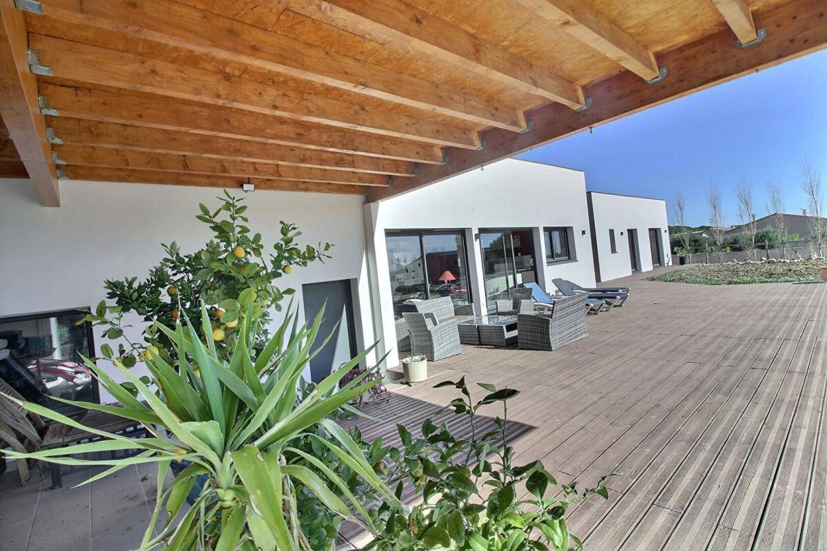 Maison à vendre, 182m², PEYRIAC MINERVOIS