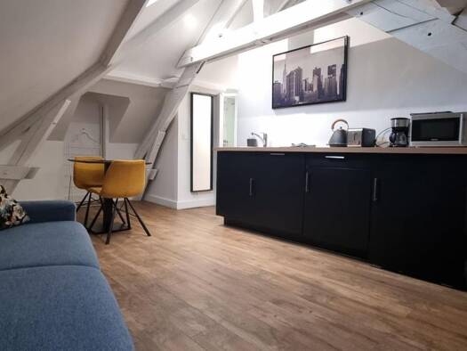 Immeuble à vendre 1 100 000 € 325 m² Racinay Pierrefite Rambouillet 78120