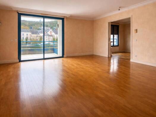 Appartement à vendre 199 000 € 5 pièces 3 chambres 116,35 m² Étage 3/4 Urbain Terrasson-Lavilledieu 24120