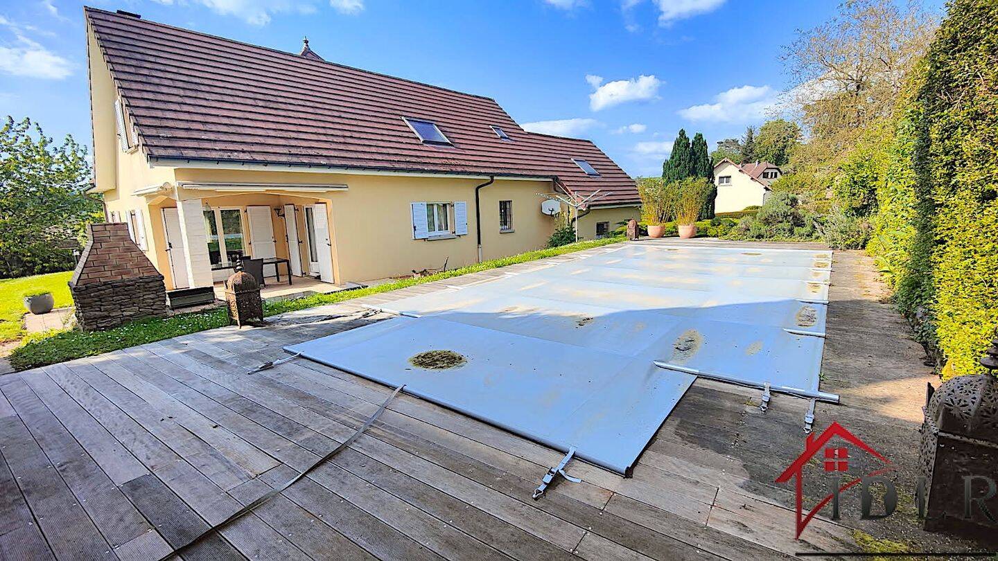 Maison à vendre, 200m², L'ISLE SUR LE DOUBS