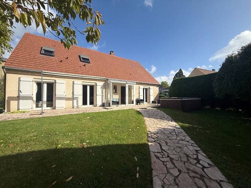 Maison à vendre, 149m², SAINTE GENEVIEVE