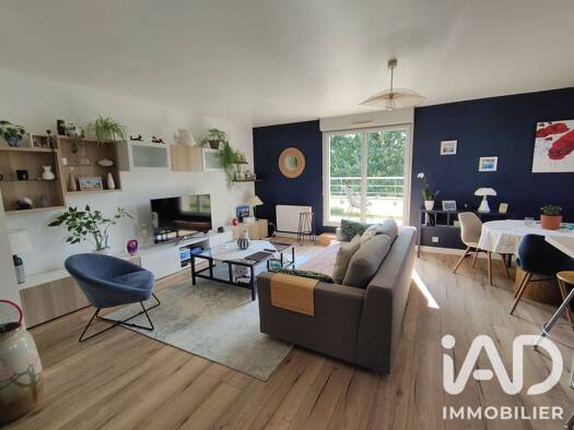 Appartement à vendre 239 890 € 3 pièces 2 chambres 70,68 m² Étage 2/2 Nord Châteaugiron 35410