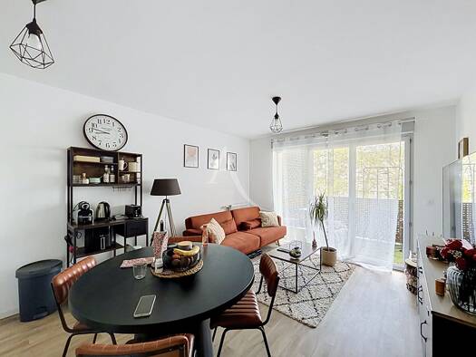 Appartement à vendre 187 500 € 2 pièces 1 chambre 40 m² Étage 1/4 Verrières-en-Anjou 49480