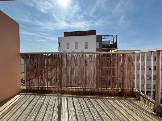 Appartement à vendre 80 000 € 1 pièce 27,89 m² Étage 4/6 Balzac Dijon 21000