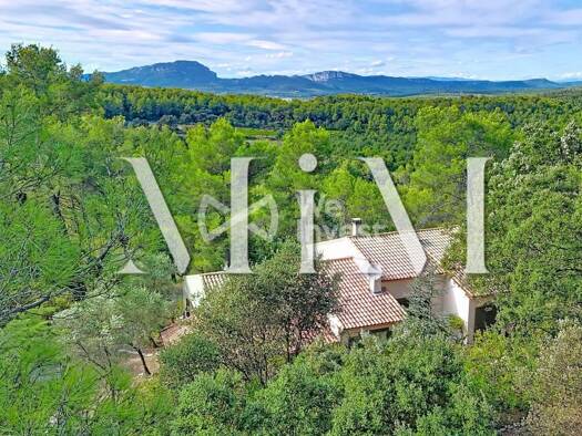 Villa à vendre 1 150 000 € 10 pièces 6 chambres 230 m² Assas 34820