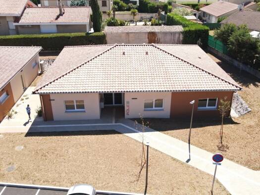 Local commercial à louer 555 € 31 m² de surface de vente Saint-Marcel-lès-Valence 26320