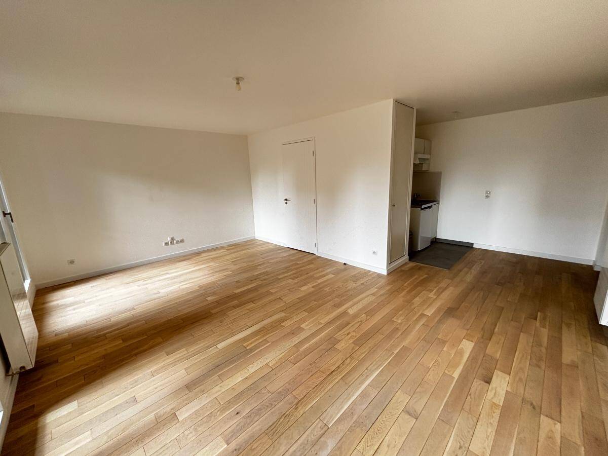 Maison à louer, 48m², COURBEVOIE