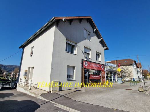 Appartement à vendre 55 000 € 2 pièces 1 chambre 32 m² Étage 1/2 Champagnole 39300