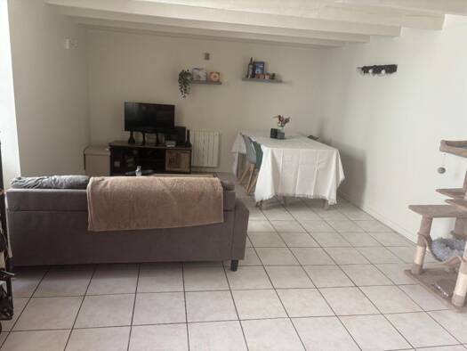 Appartement à louer 500 € 2 pièces 1 chambre 42 m² Ville-Basse Montélimar 26200