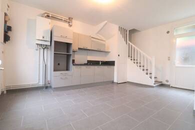 Maison à louer 650 € 3 pièces 2 chambres 69,3 m² disponible à partir du 02/08/2025 Montdidier 80500