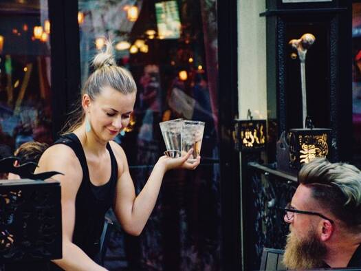 Bar / Café à vendre Fonds de commerce 224 000 € 70 m² d'espace de restauration Ainay Lyon 2ème arrondissement 69002