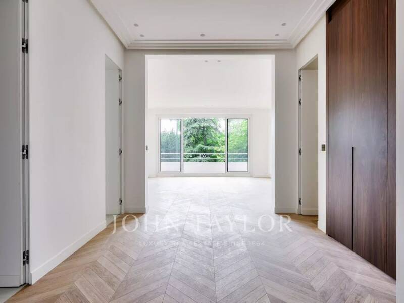 Maison à louer, 164m², PARIS 16E