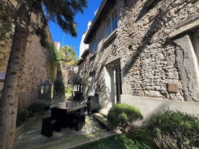 Maison à vendre, 232m², SAINT ETIENNE