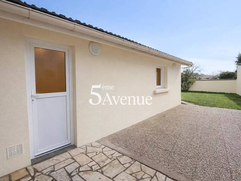 Maison à vendre, 27m², SAINT MAUR DES FOSSES