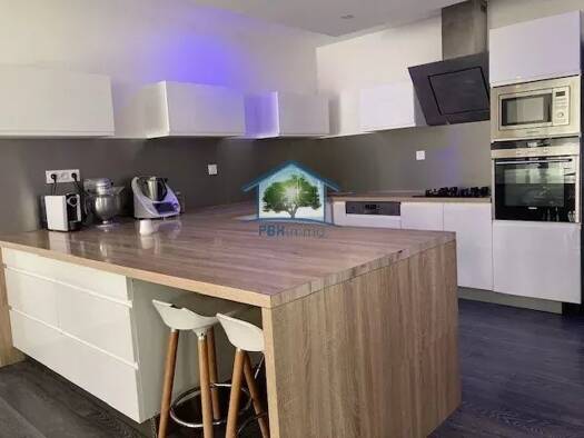 Maison à vendre 169 000 € 4 pièces 3 chambres 111 m² Centre Ville Est Le Chambon-Feugerolles 42500