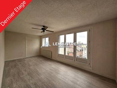 Appartement à vendre 77 000 € 2 pièces 1 chambre 48 m² Dernier étage, Étage 4/4 Le Havre / Massillon 76600
