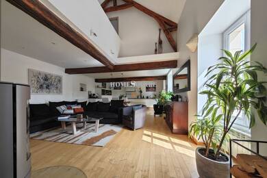 Maison à louer 2 700 € 5 pièces 4 chambres 152 m² 843 m² de terrain Chantilly 60500