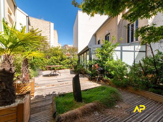 Maison à vendre 1 280 000 € 7 pièces 5 chambres 182 m² 152 m² de terrain Vallées La Garenne-Colombes 92250