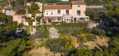 Villa à vendre 1 260 000 € 6 pièces 5 chambres 200 m² Le Faron-Fort-Rouge Toulon 83200