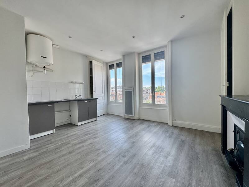 Maison à louer, 48m², TASSIN LA DEMI LUNE