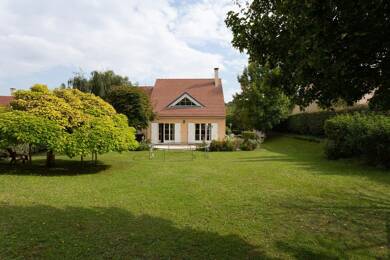 Maison à vendre 1 095 000 € 8 pièces 5 chambres 227 m² 1 238 m² de terrain Chambourcy 78240
