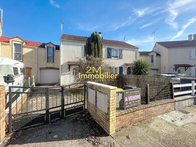 Maison à vendre 275 000 € 5 pièces 4 chambres 97 m² 266 m² de terrain Vert Saint Denis 77240