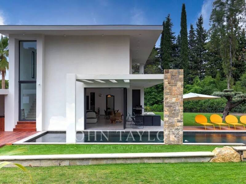 Maison à louer, 295m², VALBONNE