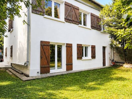 Maison à vendre 560 000 € 7 pièces 4 chambres 178 m² 351 m² de terrain Le Grand Val Sucy-en-Brie 94370