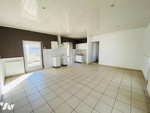 Maison de plain-pied à vendre 155 870 € 2 pièces 1 chambre 226 m² de terrain Pont-Saint-Martin 44860