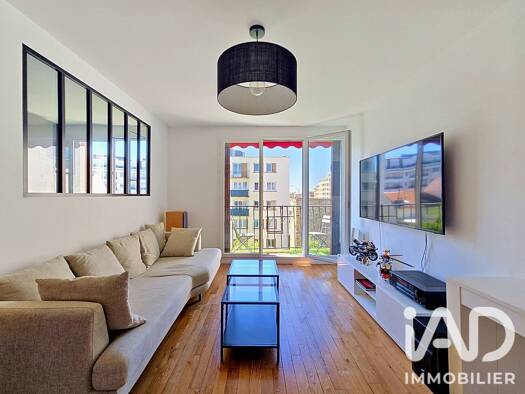 Appartement à vendre 325 000 € 3 pièces 2 chambres 49,49 m² Étage 3/4 Vallées La Garenne-Colombes 92250