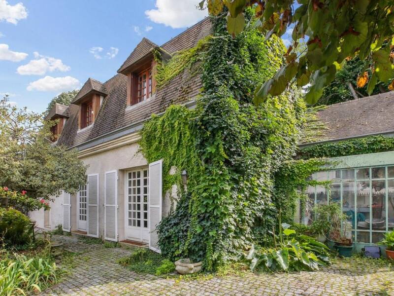 Maison à vendre, 200m², SAINT MAUR DES FOSSES