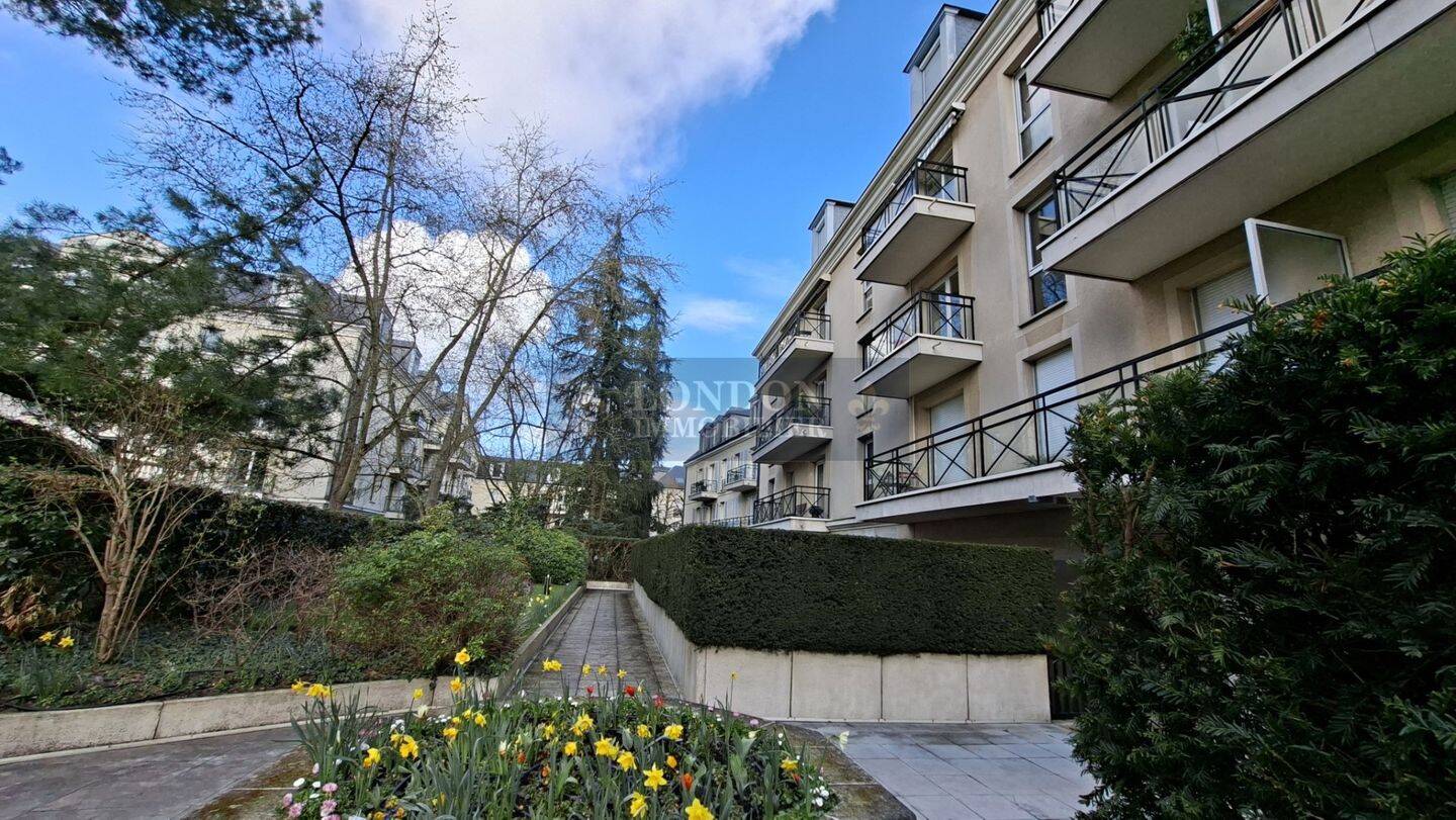 Maison à louer, 66m², VERSAILLES